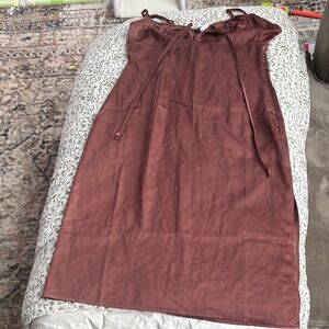 Kendall & Kylie Brown Tie-Shoulder Midi Dress